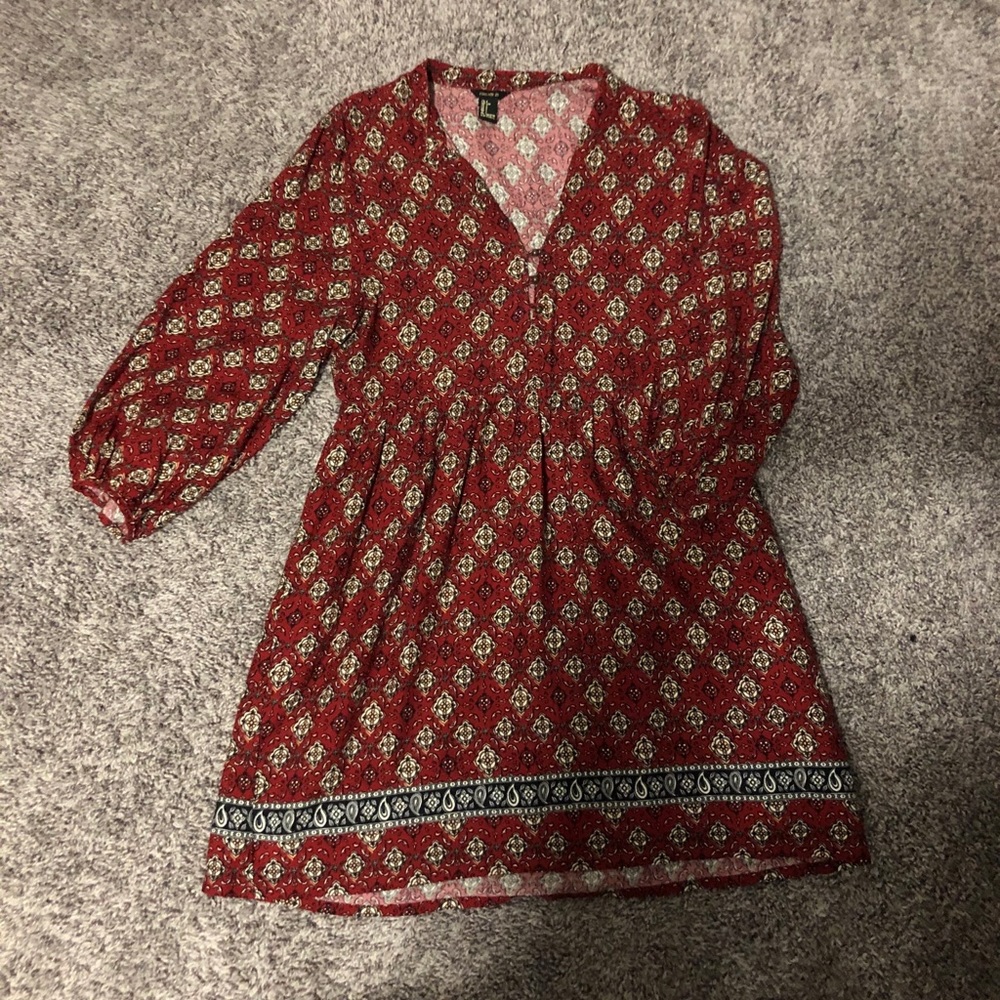 SMALL RED FLORAL BUTTON CHIFFON F21 DRESS